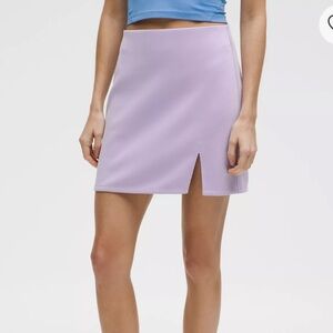 Lululemon Women’s Lavender Softstreme High Rise Mini Skirt Size Large NWT